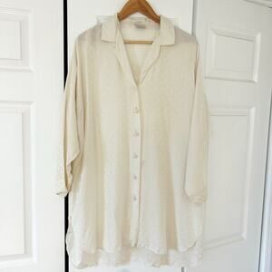 Beverly Ivory Polka Dot 100% Silk Satin Button Front Blouse EUC Size 44/46 XL